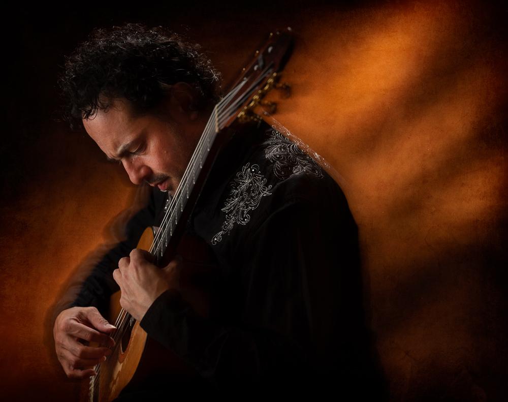 Nilko Andreas, Classical Guitar and Christine Grossman, Violist